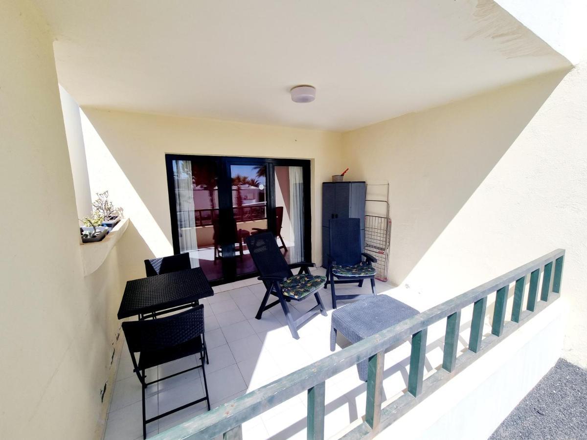Apartamento Paternal Playa Roca. Costa Teguise Exterior foto