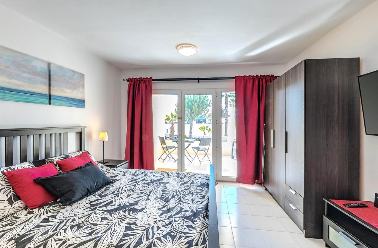 Apartamento Paternal Playa Roca. Costa Teguise Exterior foto