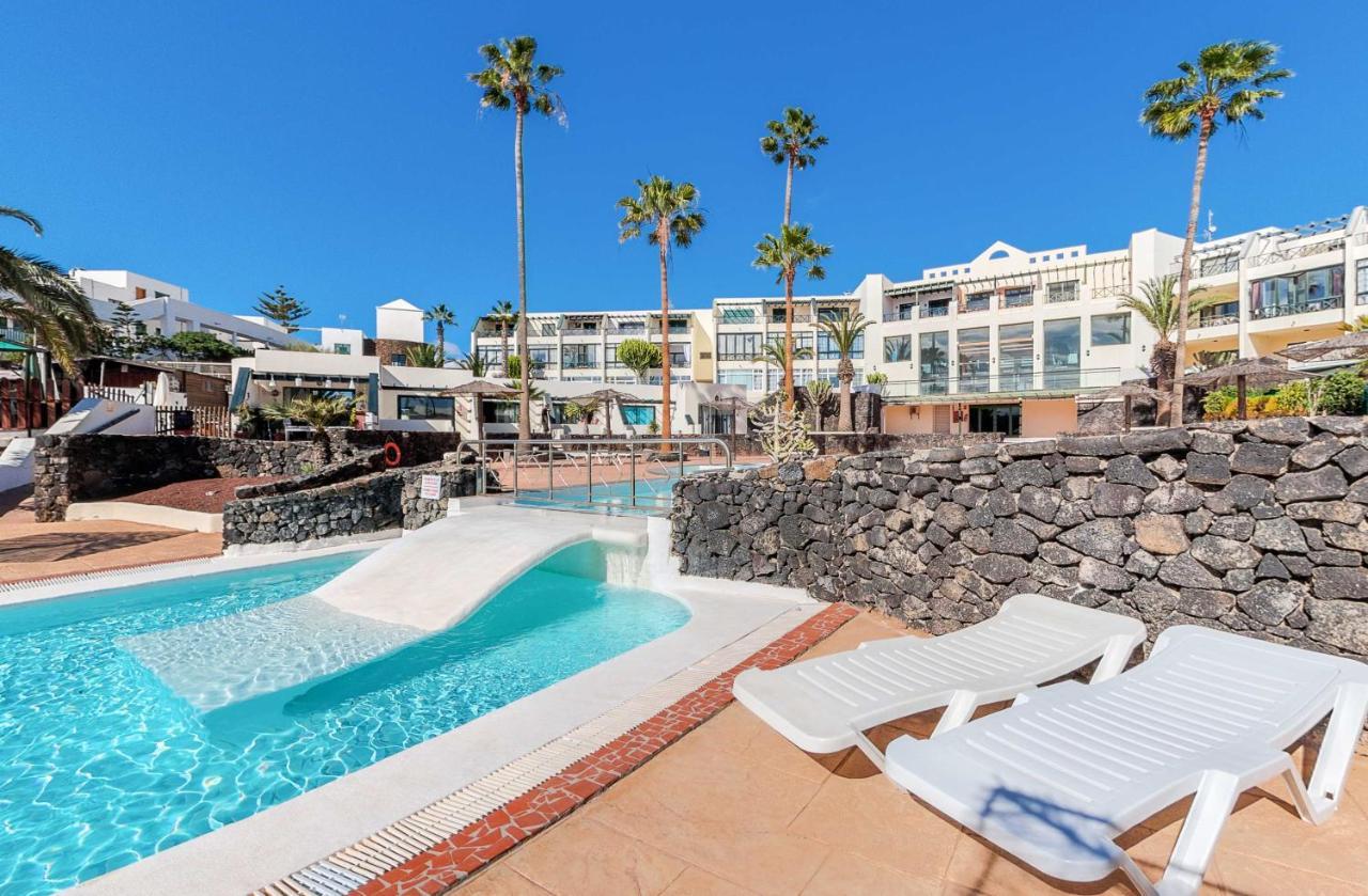 Apartamento Paternal Playa Roca. Costa Teguise Exterior foto